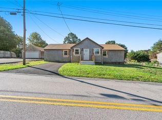 100 Conanicus Rd, Narragansett, RI 02882