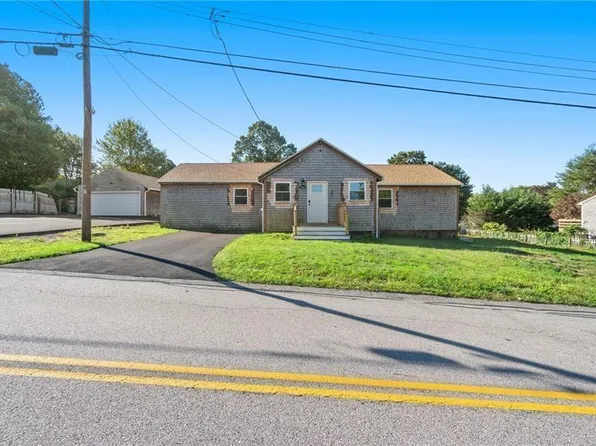 100 Conanicus Rd, Narragansett, RI 02882