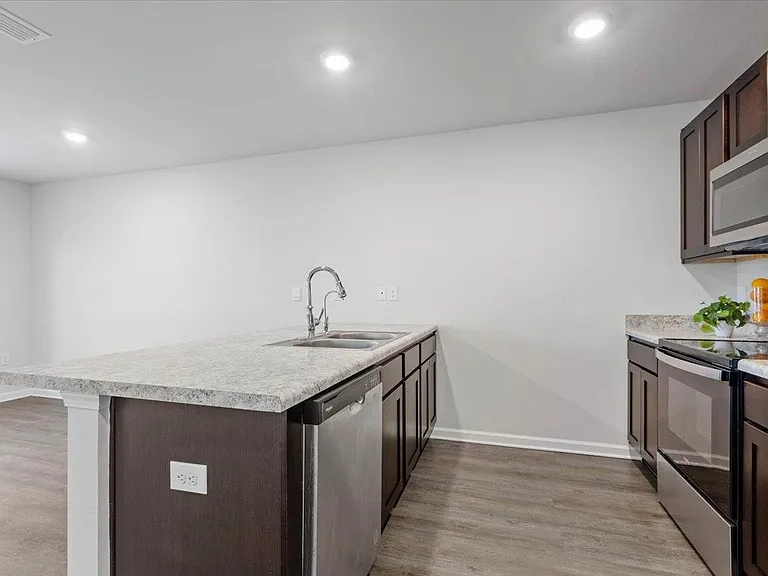 Rivers Landing Dr — Photo 10