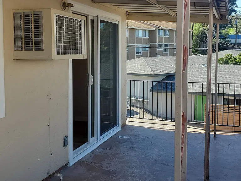 109 N Merrimac Dr — Photo 10