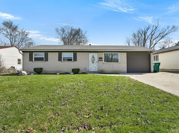 15531 Taft St, Romulus, MI 48174