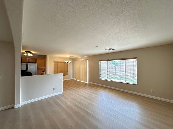 4th image of 3464 Durant River Dr
