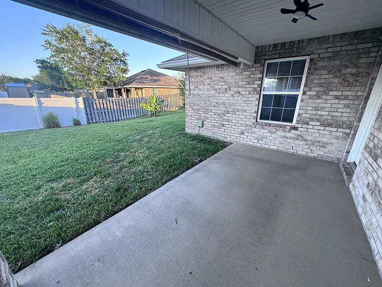 7565 Westland Oaks Dr — Photo 18