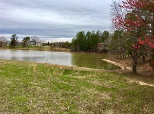 609 Wildflower Trl, Lexington, NC 27295
