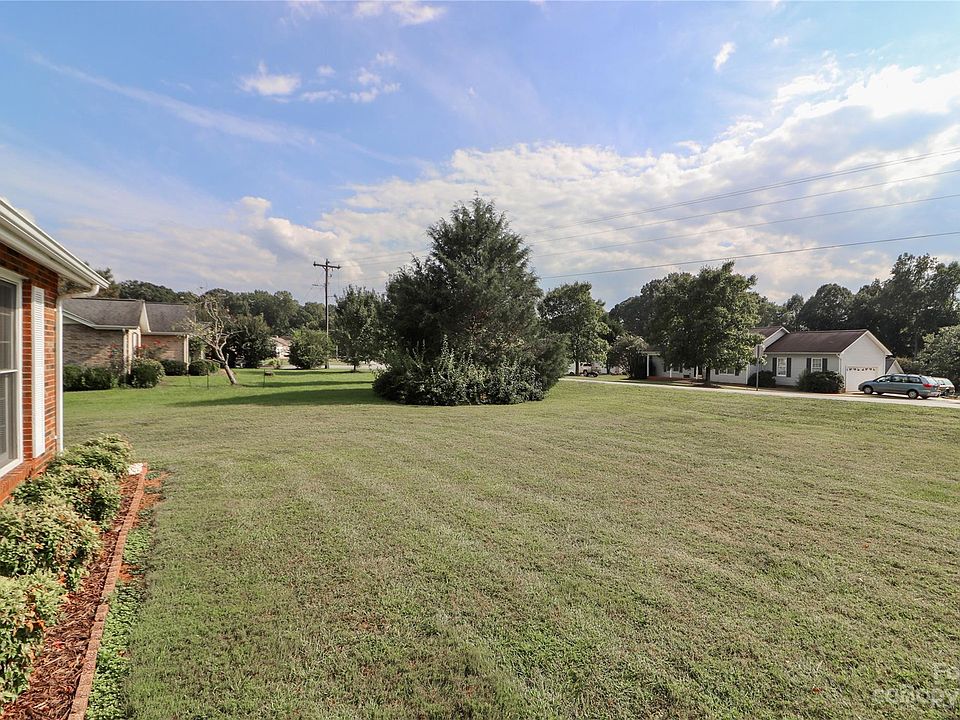 3848 River Rd, Hickory, NC 28602 Zillow