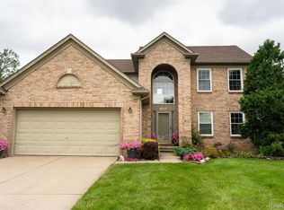 4839 Sycamore Dr, Ypsilanti, MI
