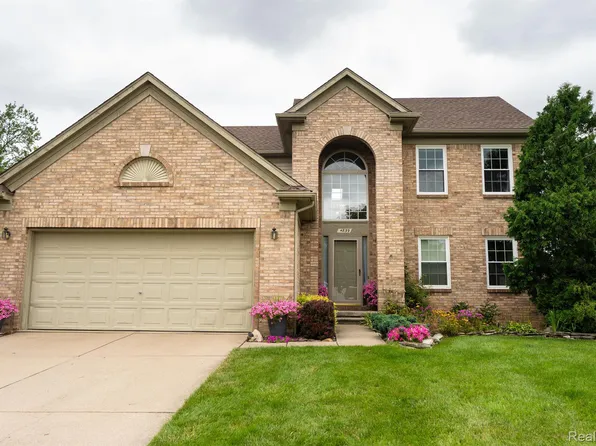 4839 Sycamore Dr, Ypsilanti, MI 48197