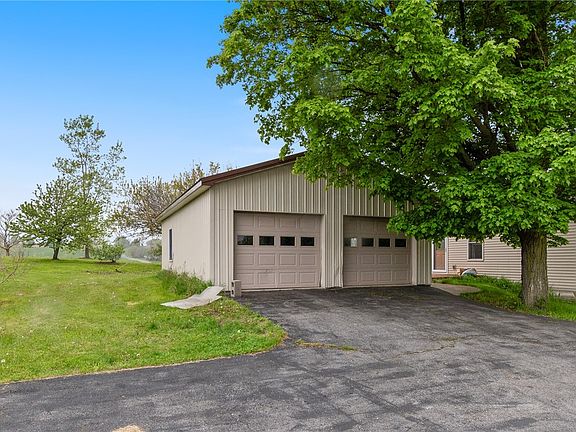 3rd image of 1005 Old Preemption Rd