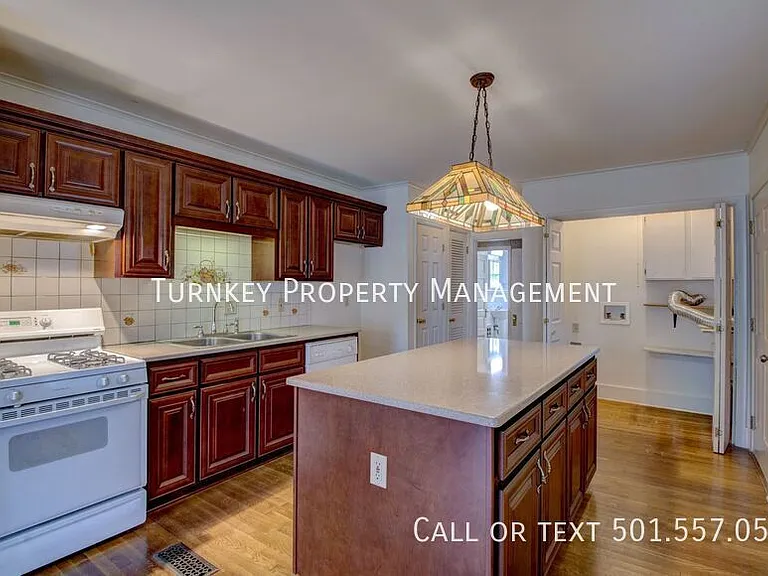 5123 Lee Ave — Photo 2