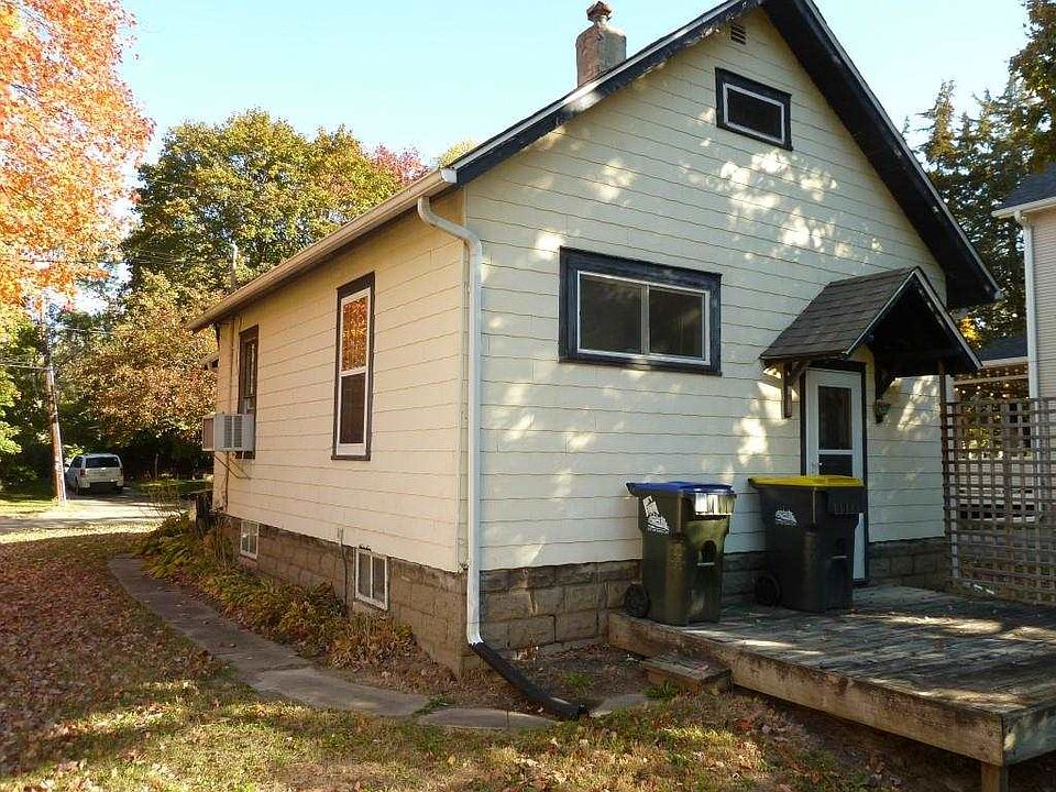 837 Walnut St, Iowa City, IA 52240 Zillow