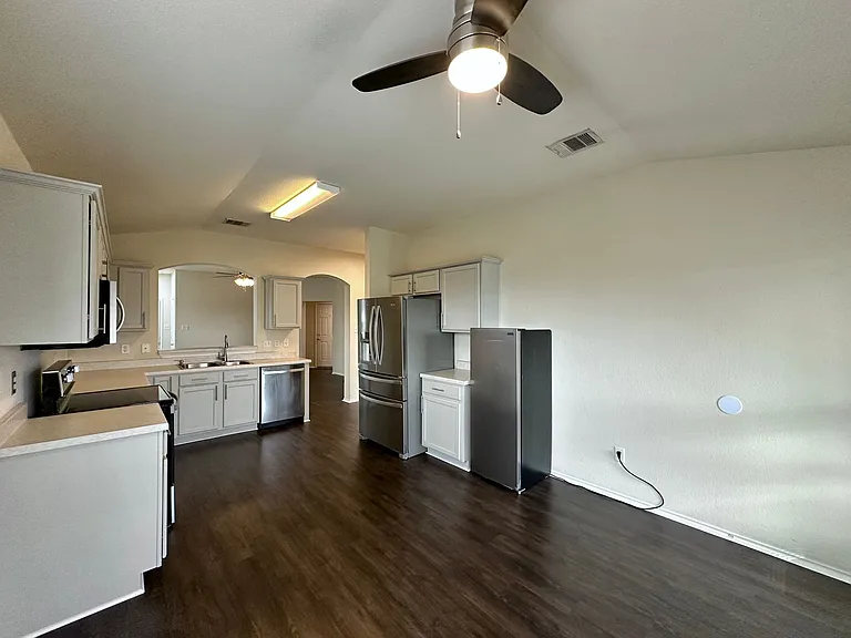 4510 Causeway Ct — Photo 6