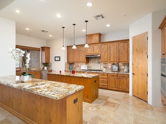 2nd image of 11313 E Whitethorn Dr