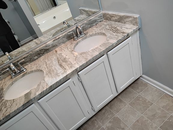 5th image of 2709 Inglewood Ln