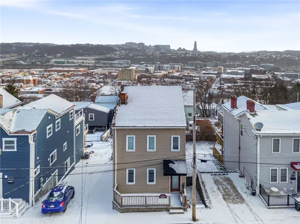 2619 Stromberg St S, Pittsburgh, PA 15203