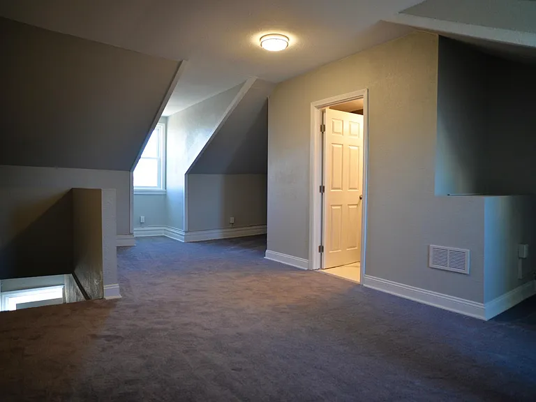 467 Taylor St — Photo 14