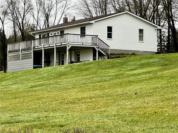 18623 State Highway 98, Conneautville, PA 16406