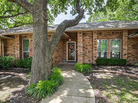 2nd image of 252 Simmons Dr