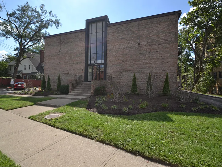 4815 Reading Rd #19 — Photo 16