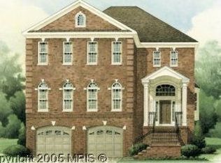 4904 16th St N, Arlington, VA 22205