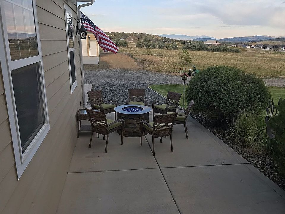 Deck fire pit