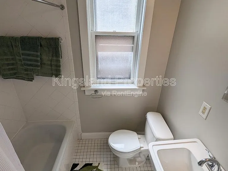 5707 Dewey Ave #1F — Photo 5