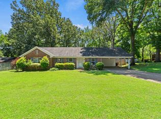 415 Sterling Dr, Collierville, TN 38017