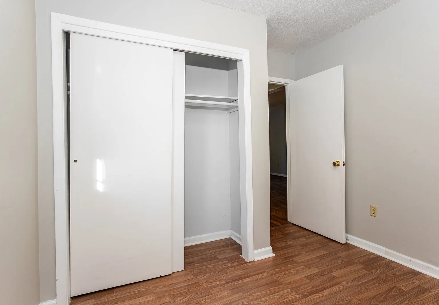 80 Jones Road — Photo 4
