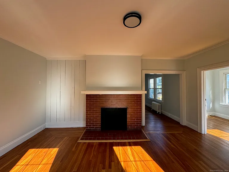 1253 Forest Rd #2 — Photo 18