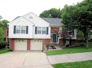 373 Applecreek Ct, Cincinnati, OH 45238