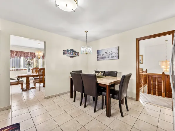 211 Woehrle Avenue image 11 of 37