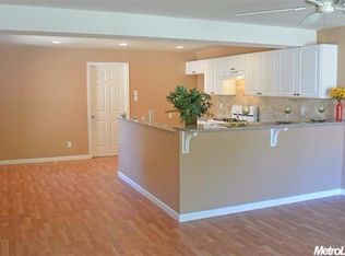 948 Hawk Ave, Sacramento, CA