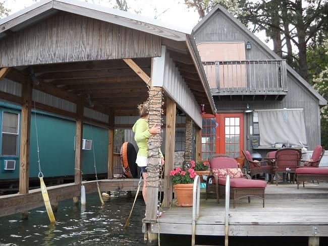 1st image of 2650 Aqua Vista Dr