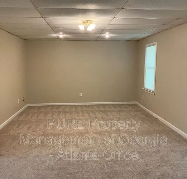3213 Southridge — Photo 27