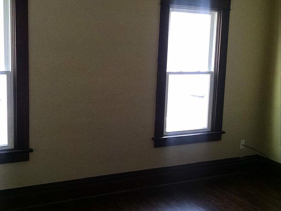 UPSTAIRS BEDROOM