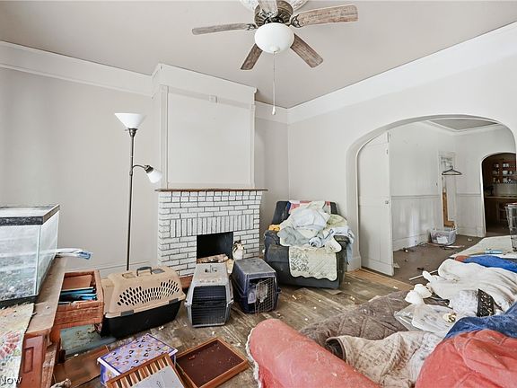 8th image of 341 Canton St