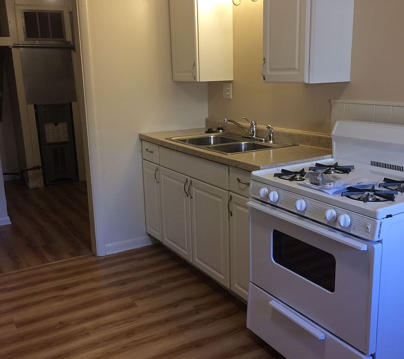 1st image of 1405 S Rogers St APT 4
