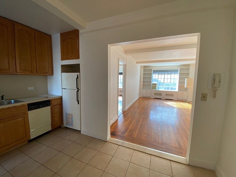 1st image of 227 E 57th St APT 12D