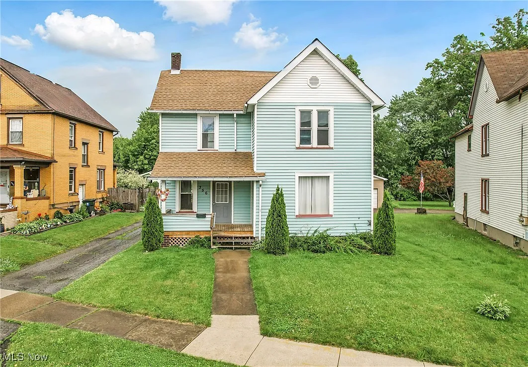 356 Warren Ave photo 1