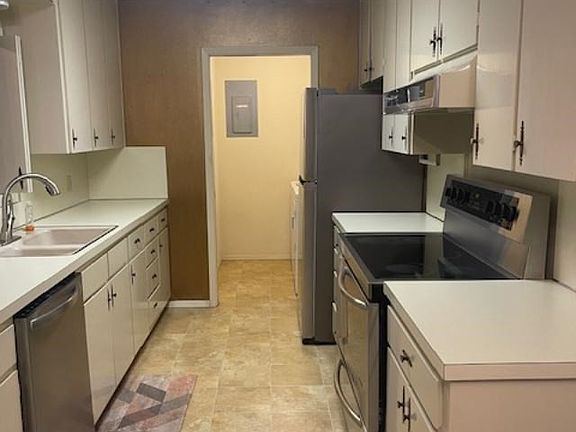 3rd image of 115 Sonora Dr