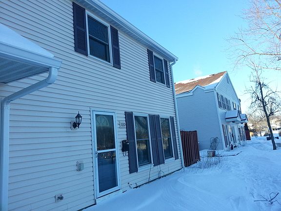 3rd image of 1880 Jamestown Cir