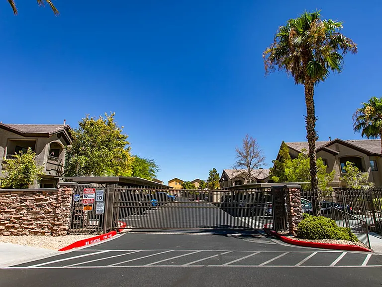 8250 N Grand Canyon Dr #1137-20 — Photo 31