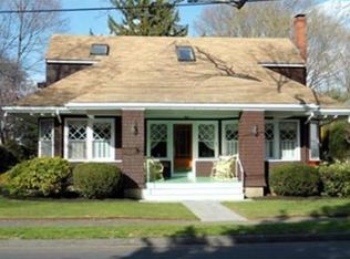 15 Tufts St, Marblehead, MA 01945