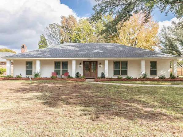 2903 River Oaks Dr, Monroe, LA 71201