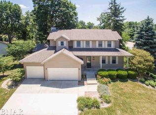 201 Park Drag Ln, Normal, IL 61761