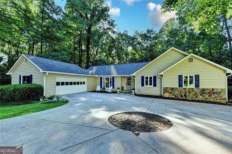 1st image of 1830 Commonwealth Ln