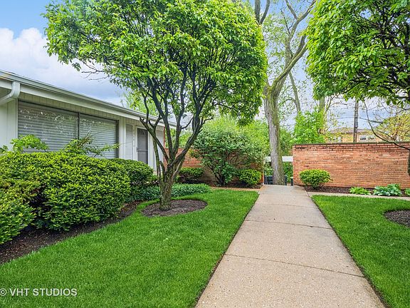 3rd image of 7013 N Tripp Ave