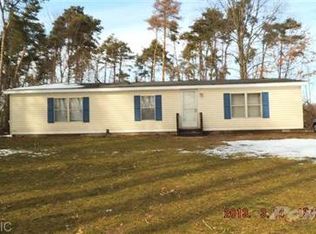 22400 Fosdick St, Dowagiac, MI 49047