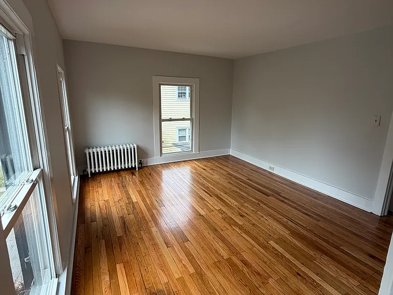 142 Bay St #2 — Photo 21