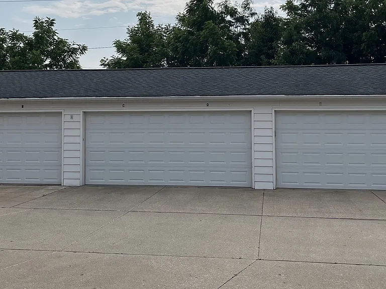 440 Stark Ave #B — Photo 9