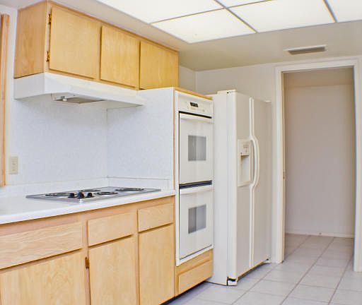 4th image of 10726 W Caron Dr